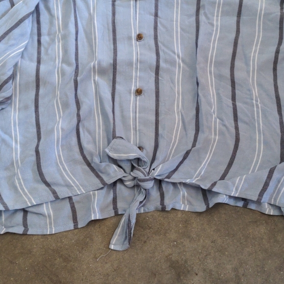 Flannel - Picture 3 of 4